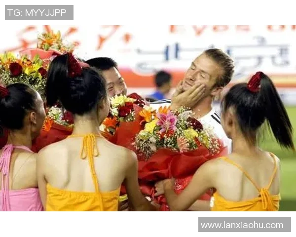 足球巨星品尝中国零食反应超萌让人捧腹不已完整版视频呈现